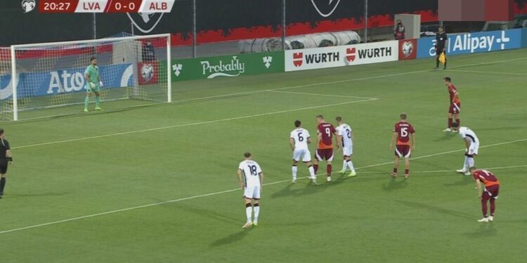 LIVE Letoni-Shqipëri: Kuqezinjtë vuajnë në sulm, 5 minuta nga fundi