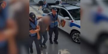 Kamëz: Arrestohet 39-vjeçari, përplasi 5 këmbësorë