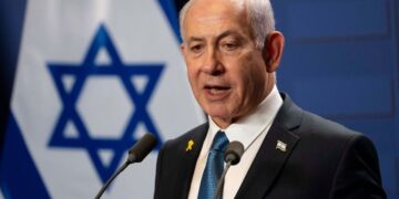 Pas thirrjes së Trump për ndalimin e akuzave, Netanyahu kërkon pauzë nga drejtësia