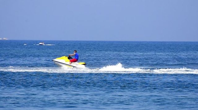 Vendoset kontroll i rreptë për motorët e ujit në bregdetin e Lezhës