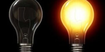 Digjet transformatori në nënstacionin elektrik, qindra banorë mbeten pa energji në Lezhë