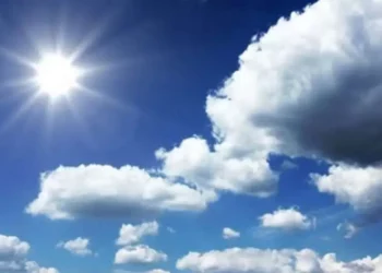 Keni bërë plane për në plazh? Mësoni si parashikohet të jetë moti nesër