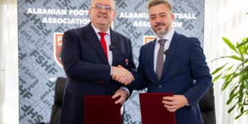 Stadiumi Kombëtar do të quhet sërish “Air Albania” për 5 vitet e ardhshme, Presidenti Duka: I lumtur për këtë partneritet strategjik