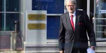 Hidhet shorti: Gjyqtarët që kanë në dorë “fatin” e Berishës për dosjen Partizani