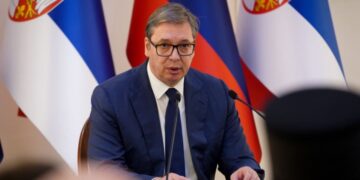 Vuçiç pretendon tentativë për grusht shteti: Të gjitha institucionet të përfshira