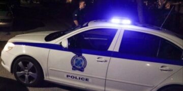 Arrestohen dy shqiptarë në Greqi, policia gjeti në banesën e tyre lëndë narkotike