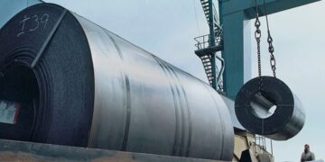 Trump nënshkruan urdhrin