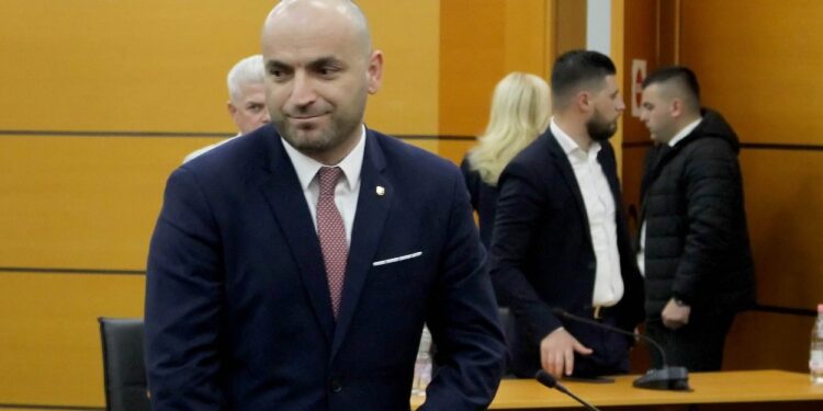 Përfundon sot afati i aplikimeve për drejtuesin e ri të BKH, në garë dhe Gledis Nano