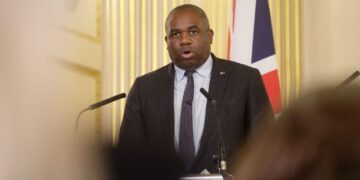 Sulmet me Izraelin, Britania e Madhe dhe BE zhvillojnë sot bisedime me Iranin