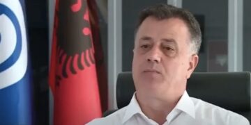 Plazhet të mbushur me plehra, Noka: Bie propaganda, Shqipëria e fundit në Europë