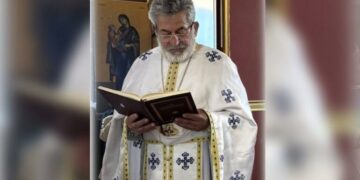 Ra nga çatia e kishës në Korçë, ndërron jetë në spital prifti Kristaq Viso