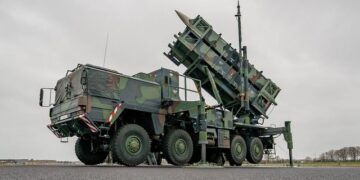 Ndërprerja e ndihmave ushtarake, DW: A po heq dorë SHBA nga Ukraina?