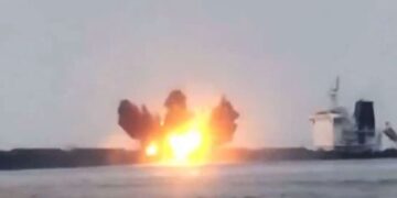 Izraeli godet objektiva të rebelëve Houthi në Jemen