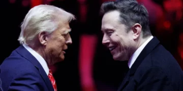 Musk njoftoi krijimin e një partie të re politike, Trump kritikon: Qesharake…