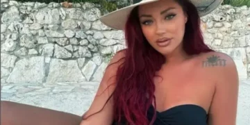 Romancë në horizont? Postimi i fundit i Ronela Hajatit shkakton reagime në rrjet