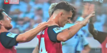 E ardhmja e Xhakës, një ekip tërhiqet nga gara