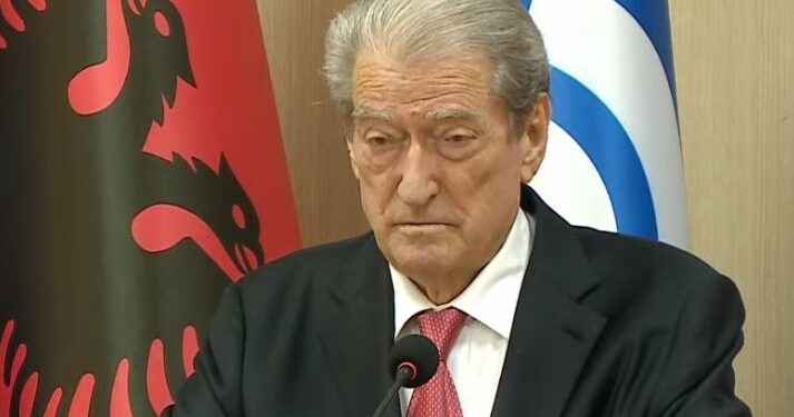 Heshtje në selinë blu, ‘Partizani’ i mbyll gojën Berishës para mediave