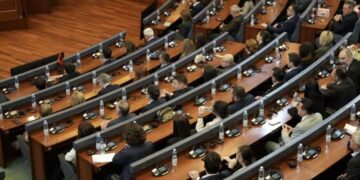 KOSOVA NË DREJTIM TË PADITUR/ Dështon edhe përpjekja e 44-t për ngritjen e Kuvendit të ri
