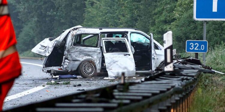 Aksident i rëndë në Pejë! Një i vdekur dhe katër të plagosur