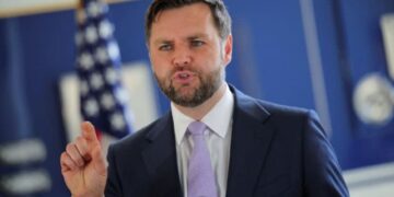 Vance: SHBA-të nuk janë më të interesuara të financojnë lu*tën në Ukrainë