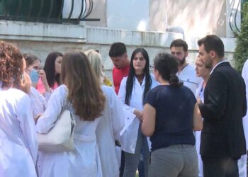 Konkursi elektronik për Mjekësinë e Përgjithshme, nis provimi