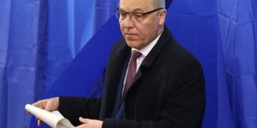 Vritet ish-kryetari i parlamentit ukrainas! U qëllua me armë zjarri, vdiq në vend