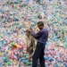 Kina, prodhuesja më e madhe e plastikës në botë