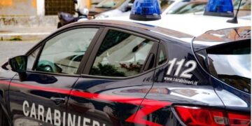 Për pak sa nuk u aksidentua me makinën e policisë, arrestohet 21-vjeçari shqiptar në Itali, në mjet iu gjetën doza k*kainë