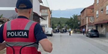 Plago*ja e 27-vjeçarit në Korçë, dalin pamjet nga vendi i ngjarjes, policia rrethon zonën