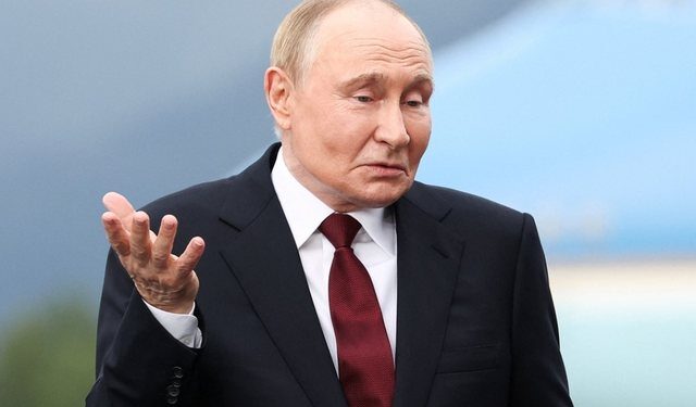 Pa u ulur mirë në Alaskë, gazetarët pyetën Putinin: “A do t’i ndaloni vrasjet e civilëve?” – Presidenti rus reagoi