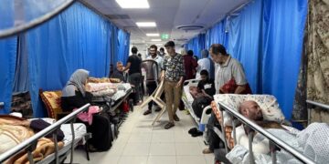 Ushtria izraelite e vendosur për marrjen e Gazës, thirrje personelit mjekësor për të evakuuar civilët në spitale