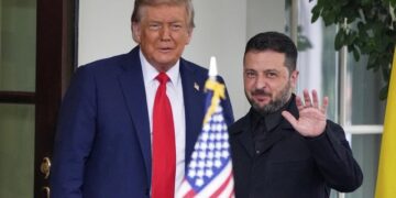 “S’ka më para për Ukrainën! Kam folur edhe me Putinin”/ Trump kritikon Zelenskyn: Merr miliona dollarë sa herë largohet nga Shtëpia e Bardhë
