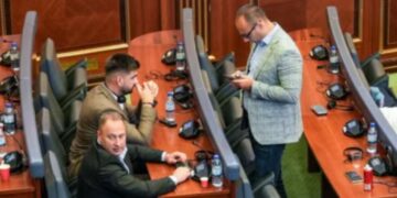 Dështon konstituimi i Kuvendit të Kosovës, shkak moszgjedhja e nënkryetarit nga komuniteti serb