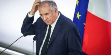 Analiza e ‘The Economist’: Franca është në telashe të mëdha, përsëri