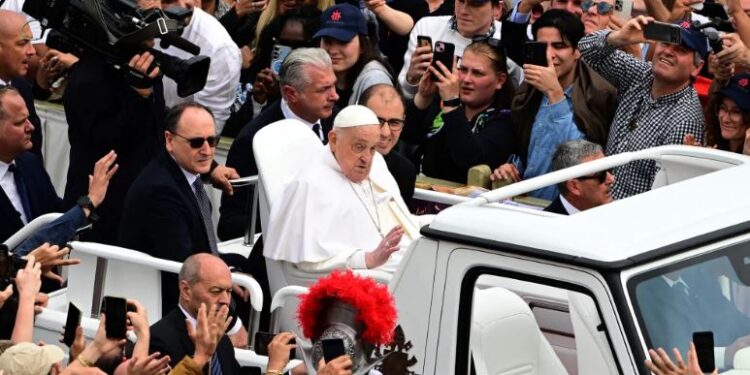 Pjesë e një celule që mund të vriste Papa Franceskun! Arrestohet turku në Holandë, grupi dyshohet se kishte lidhje me ISIS