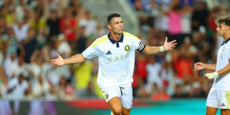Cristiano Ronaldo shton një tjetër tripletë në karrierë