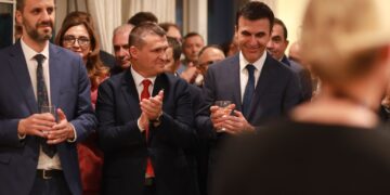 Nancy VanHorn ka marrë pjesë në pritjen në nder të Ditës së Kushtetutës së Shteteve të Bashkuara.