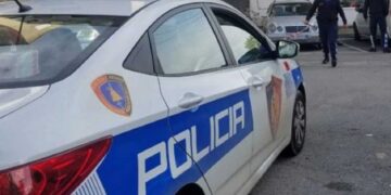Merret peng një person në Sarandë, dyshohet për larje hesapesh