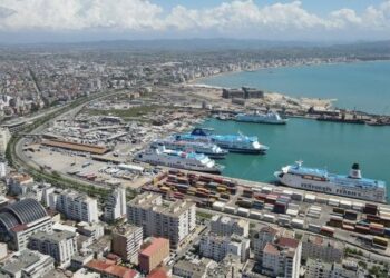 Porti i Durrësit, rritje me 9% e kontejnerëve të përpunuar gjatë 7-mujorit