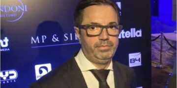 Pagoi 2.5 milionë euro, Prokuroria italiane tërheq akuzën për menaxherin e njohur shqiptar