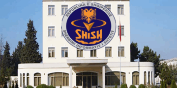 Ish-kreu i SHISH dhe djali i tij nën akuzë për 3 vepra penale, nga nxjerrja e sekretit shtetëror tek…