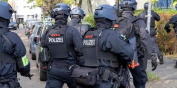 17-vjeçari shqiptar plagosi me thikë mësuesen në Gjermani, zbadhet motivi i sulmit