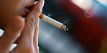 Projektligj i ri, Spanja do gjobisë prindërit e fëmijëve të mitur duhanpirës