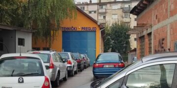 Kosova ndalon nga 1 nëntori përdorimin në veri të automjeteve me targa të huaja përmes autorizimit