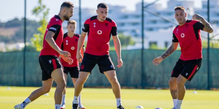 Kuqezinjtë gati për sfidën miqësore me Gjibraltarin, përballja në orën 18:00