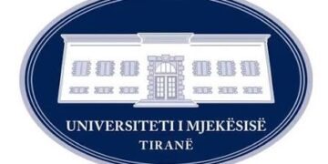 MJEKËSIA “PLOT”! Universitetet, 80% e maturantëve janë regjistruar në raundin e parë!