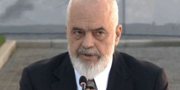 “QSUT të jetë mes 500 spitaleve më të mira të botës”, Rama prezanton ministren e re të Shëndetësisë: Inteligjenca Artificiale pjesë e spitaleve