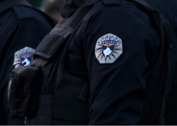 Sherr me thika mes nxënësve në Kosovë, plagoset adoleshenti. Dërgohet në spital në gjendje të rëndë