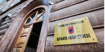 Zbardhen emrat e kandidatëve për vendin vakant të kreut të Gjykatës Kushtetuese, ja kush janë 6 të kualifikuarit