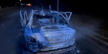 Shkrumbohet nga flakët automjeti në Levan